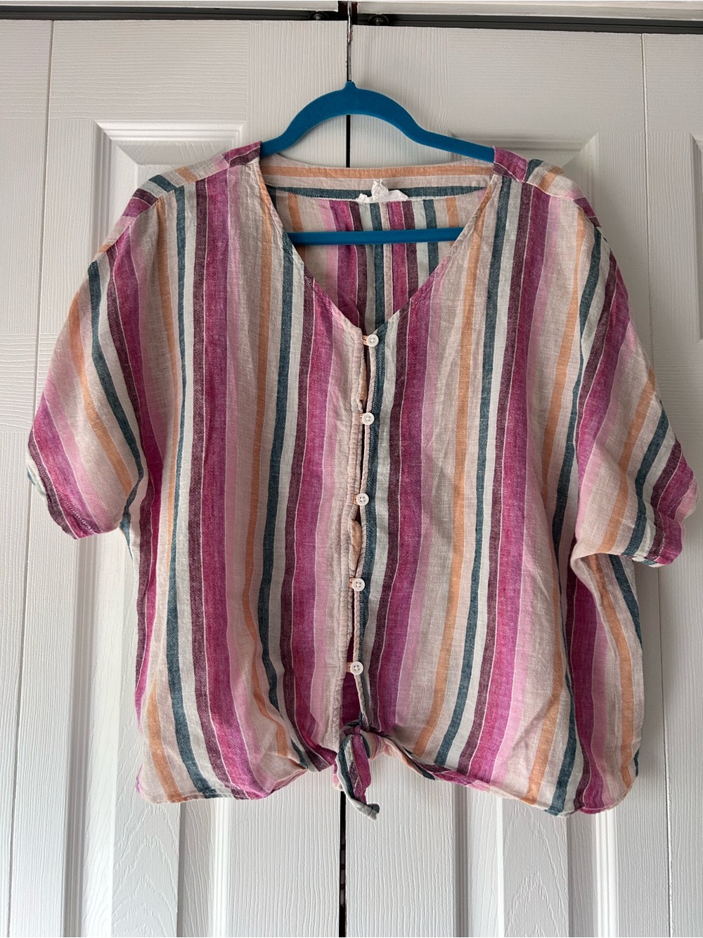 BeachLunchLounge Striped Button-Front Tie-Hem top, size Large
